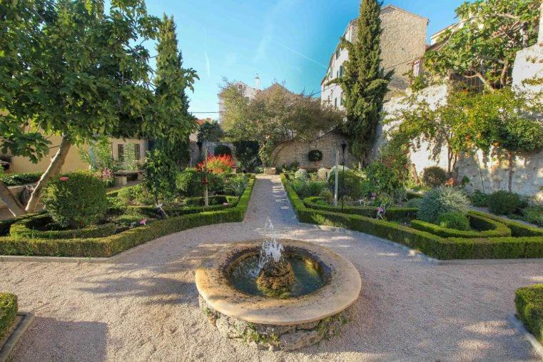 Providenca Residence Sibenik Luaran gambar